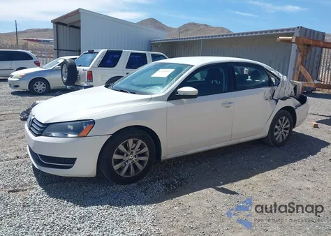 2013 Volkswagen Passat 2.5L S из США, поврежденный, VIN 1VWAP7A33DC041208